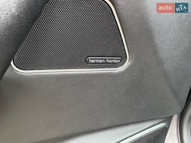 Сірий Мазераті Леванте, об'ємом двигуна 2.98 л та пробігом 65 тис. км за 31500 $, фото 14 на Automoto.ua