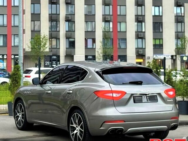 Мазераті Леванте 2016 у Полтаві на Automoto.ua Сірий Мазераті Леванте, об'ємом двигуна 3 л та пробігом 80 тис. км за 38000 $, фото 4 на Automoto.ua