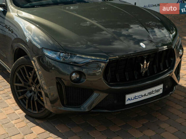 Сірий Мазераті Леванте, об'ємом двигуна 2.98 л та пробігом 70 тис. км за 41999 $, фото 7 на Automoto.ua