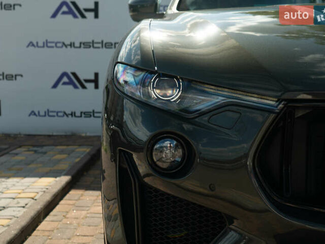 Сірий Мазераті Леванте, об'ємом двигуна 2.98 л та пробігом 70 тис. км за 41999 $, фото 2 на Automoto.ua