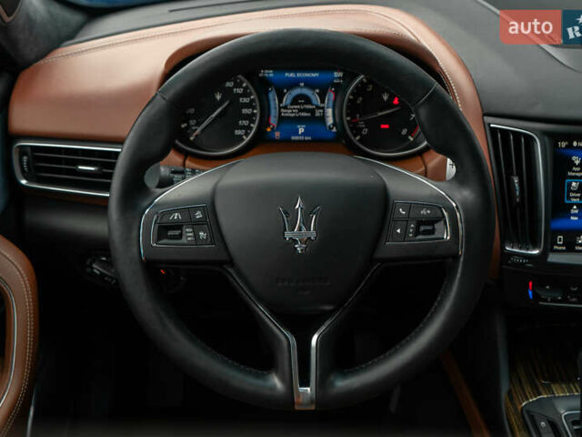 Сірий Мазераті Леванте, об'ємом двигуна 2.98 л та пробігом 70 тис. км за 41999 $, фото 59 на Automoto.ua