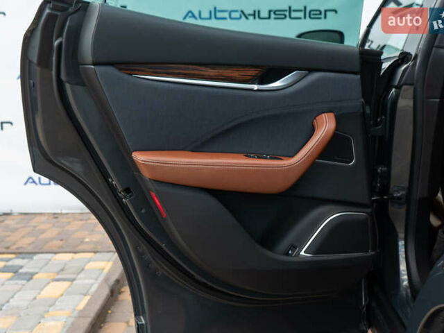 Сірий Мазераті Леванте, об'ємом двигуна 2.98 л та пробігом 70 тис. км за 41999 $, фото 41 на Automoto.ua