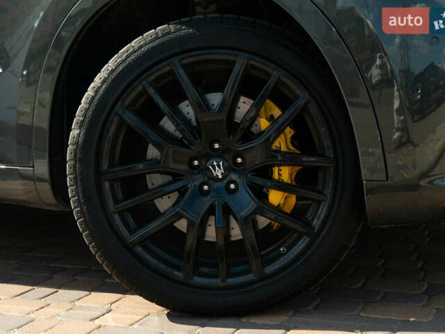 Сірий Мазераті Леванте, об'ємом двигуна 2.98 л та пробігом 70 тис. км за 41999 $, фото 9 на Automoto.ua