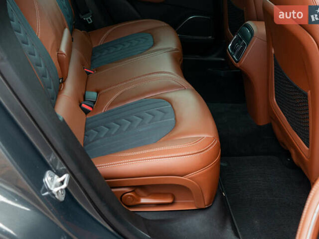 Сірий Мазераті Леванте, об'ємом двигуна 2.98 л та пробігом 70 тис. км за 41999 $, фото 47 на Automoto.ua