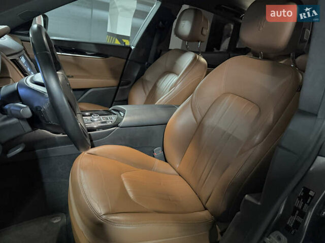 Сірий Мазераті Леванте, об'ємом двигуна 3 л та пробігом 100 тис. км за 31000 $, фото 13 на Automoto.ua