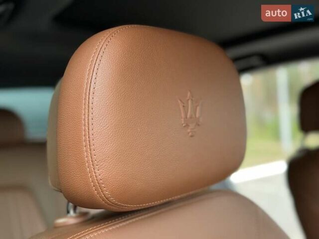 Серый Мазерати Леванте, объемом двигателя 2.98 л и пробегом 99 тыс. км за 33000 $, фото 57 на Automoto.ua