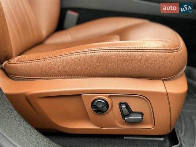 Серый Мазерати Леванте, объемом двигателя 2.98 л и пробегом 99 тыс. км за 33000 $, фото 55 на Automoto.ua