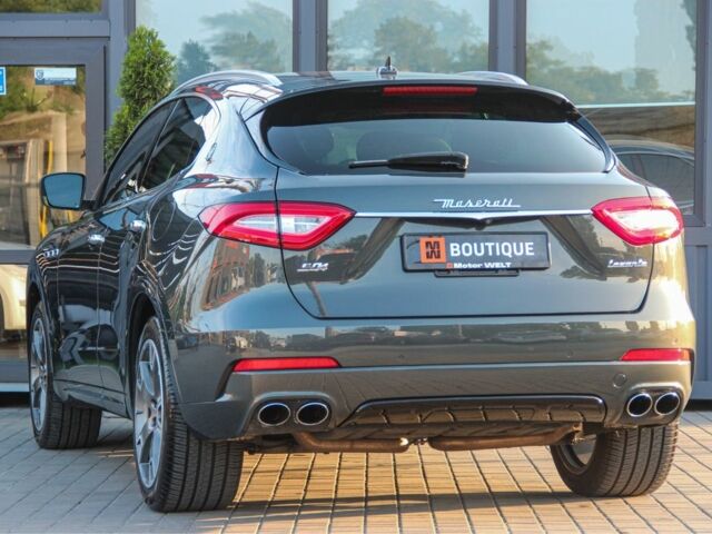 Сірий Мазераті Леванте, об'ємом двигуна 3 л та пробігом 67 тис. км за 33500 $, фото 9 на Automoto.ua