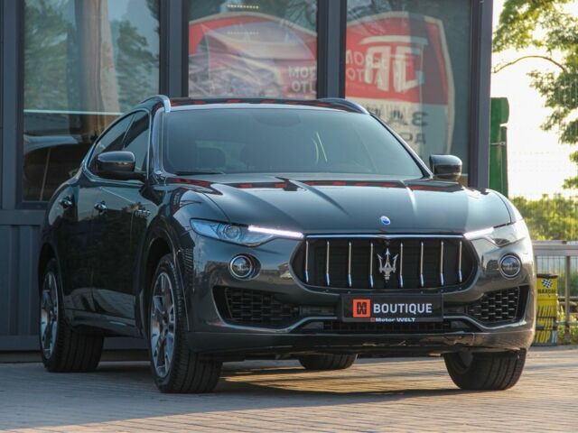 Сірий Мазераті Леванте, об'ємом двигуна 3 л та пробігом 67 тис. км за 33500 $, фото 2 на Automoto.ua