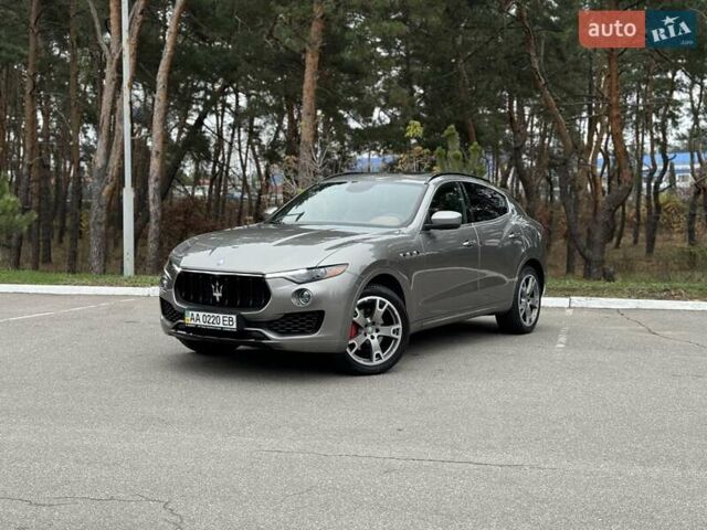 Серый Мазерати Леванте, объемом двигателя 2.98 л и пробегом 99 тыс. км за 33000 $, фото 9 на Automoto.ua