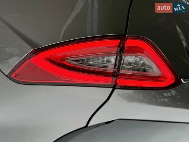 Серый Мазерати Леванте, объемом двигателя 2.98 л и пробегом 99 тыс. км за 33000 $, фото 26 на Automoto.ua