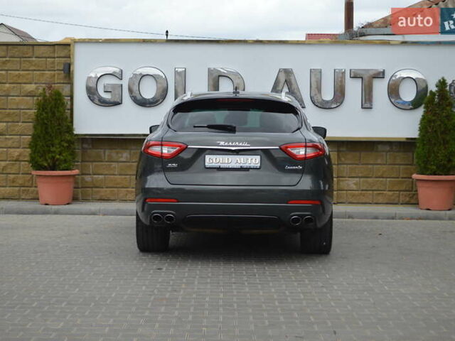 Мазераті Леванте 2017 у Одесі на Automoto.ua Сірий Мазераті Леванте, об'ємом двигуна 3 л та пробігом 70 тис. км за 26900 $, фото 10 на Automoto.ua