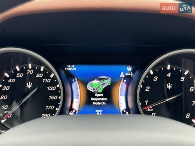 Серый Мазерати Леванте, объемом двигателя 2.98 л и пробегом 99 тыс. км за 33000 $, фото 78 на Automoto.ua