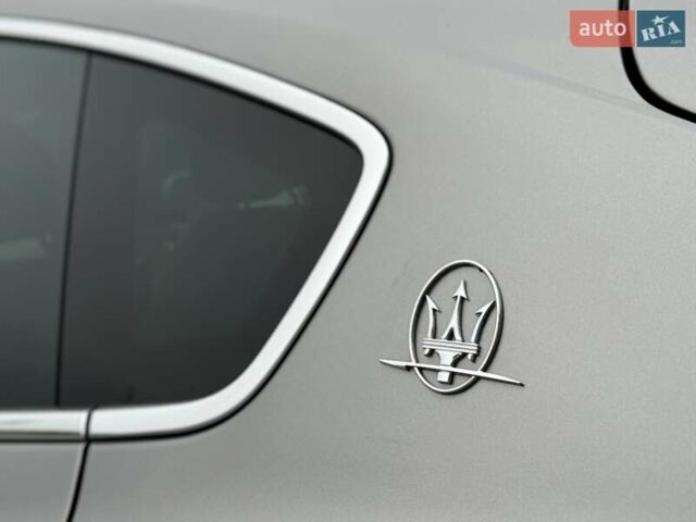 Серый Мазерати Леванте, объемом двигателя 2.98 л и пробегом 99 тыс. км за 33000 $, фото 23 на Automoto.ua