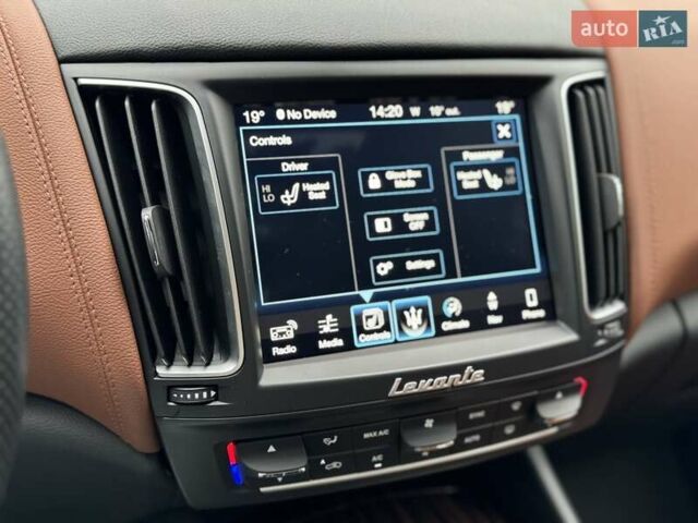 Серый Мазерати Леванте, объемом двигателя 2.98 л и пробегом 99 тыс. км за 33000 $, фото 80 на Automoto.ua