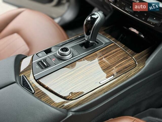 Серый Мазерати Леванте, объемом двигателя 2.98 л и пробегом 99 тыс. км за 33000 $, фото 60 на Automoto.ua