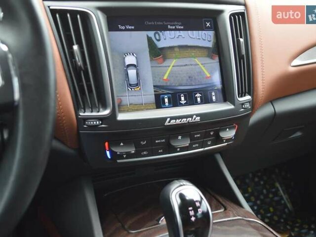 Мазераті Леванте 2017 у Одесі на Automoto.ua Сірий Мазераті Леванте, об'ємом двигуна 3 л та пробігом 70 тис. км за 26900 $, фото 29 на Automoto.ua