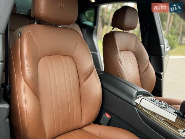 Серый Мазерати Леванте, объемом двигателя 2.98 л и пробегом 99 тыс. км за 33000 $, фото 56 на Automoto.ua