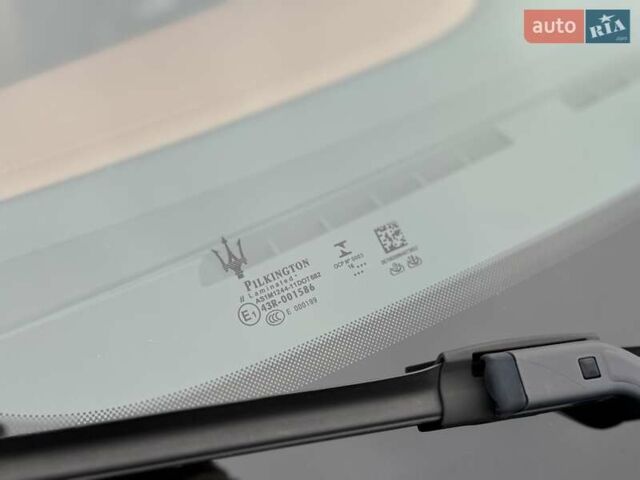 Серый Мазерати Леванте, объемом двигателя 2.98 л и пробегом 99 тыс. км за 33000 $, фото 20 на Automoto.ua