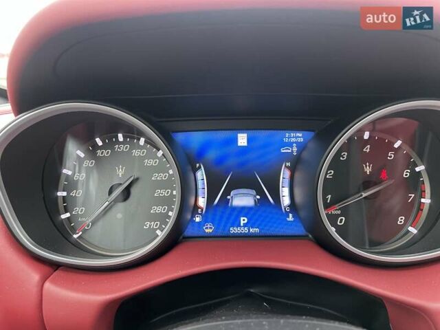 Сірий Мазераті Леванте, об'ємом двигуна 3 л та пробігом 54 тис. км за 52000 $, фото 9 на Automoto.ua