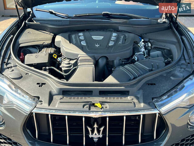 Сірий Мазераті Леванте, об'ємом двигуна 2.99 л та пробігом 96 тис. км за 41500 $, фото 28 на Automoto.ua