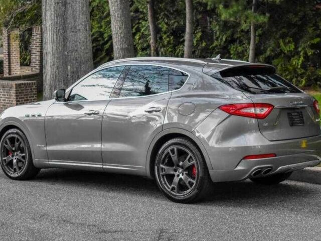 Мазерати Леванте 2019 в Львове на Automoto.ua Серый Мазерати Леванте, объемом двигателя 3 л и пробегом 75 тыс. км за 9300 $, фото 2 на Automoto.ua