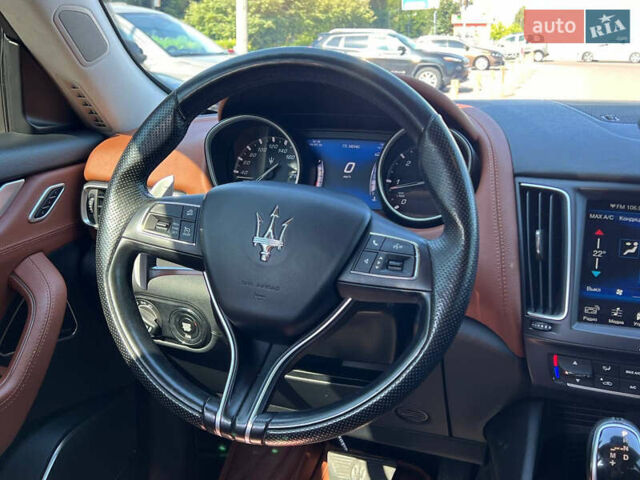 Сірий Мазераті Леванте, об'ємом двигуна 2.99 л та пробігом 96 тис. км за 41500 $, фото 14 на Automoto.ua