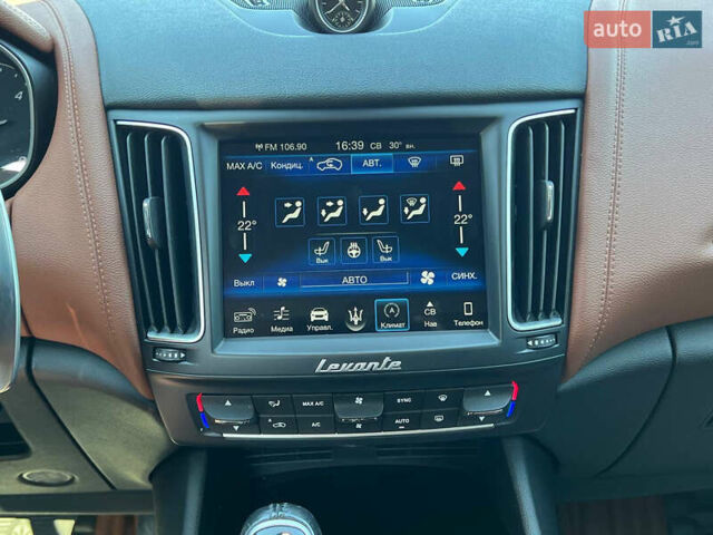 Сірий Мазераті Леванте, об'ємом двигуна 2.99 л та пробігом 96 тис. км за 41500 $, фото 16 на Automoto.ua