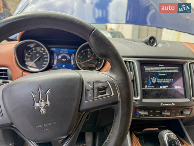Синій Мазераті Леванте, об'ємом двигуна 2.98 л та пробігом 180 тис. км за 38999 $, фото 1 на Automoto.ua