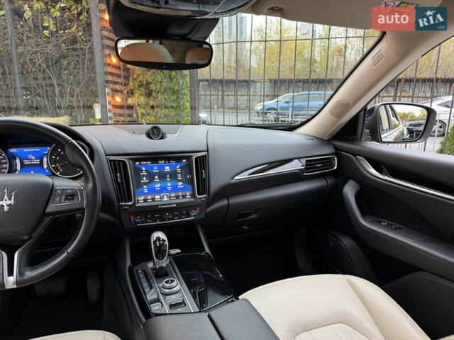 Мазерати Леванте 2018 в Киеве на Automoto.ua Синий Мазерати Леванте, объемом двигателя 2.99 л и пробегом 38 тыс. км за 30900 $, фото 16 на Automoto.ua