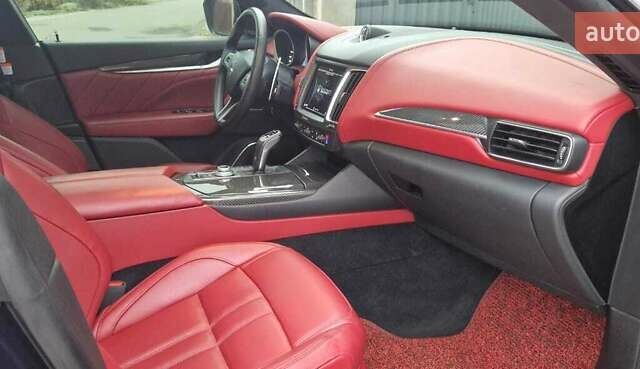 Синий Мазерати Леванте, объемом двигателя 2.99 л и пробегом 98 тыс. км за 30993 $, фото 20 на Automoto.ua