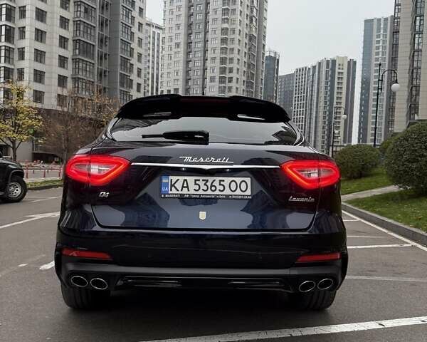 Синий Мазерати Леванте, объемом двигателя 3 л и пробегом 30 тыс. км за 59900 $, фото 5 на Automoto.ua