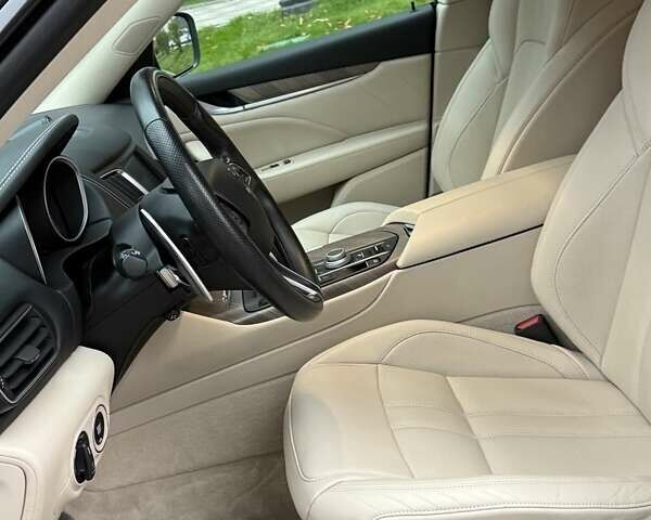 Синий Мазерати Леванте, объемом двигателя 3 л и пробегом 30 тыс. км за 59900 $, фото 12 на Automoto.ua