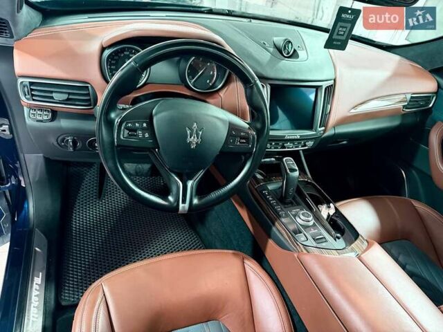 Синий Мазерати Леванте, объемом двигателя 2.99 л и пробегом 66 тыс. км за 49000 $, фото 5 на Automoto.ua