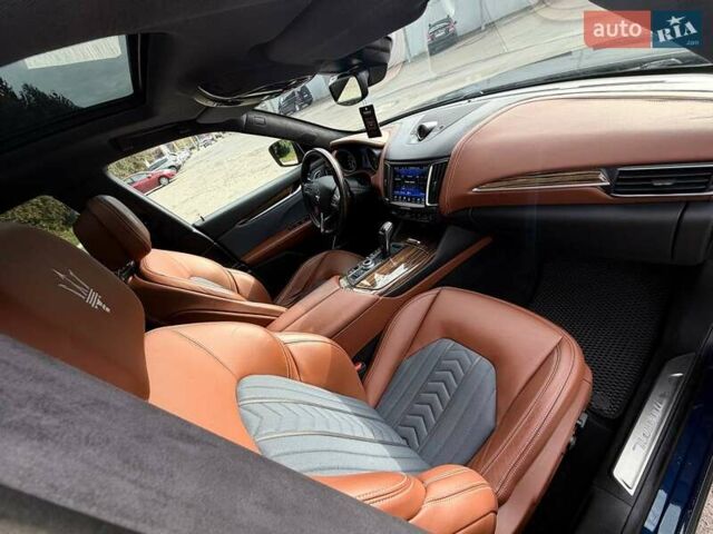 Синий Мазерати Леванте, объемом двигателя 2.99 л и пробегом 66 тыс. км за 49000 $, фото 21 на Automoto.ua