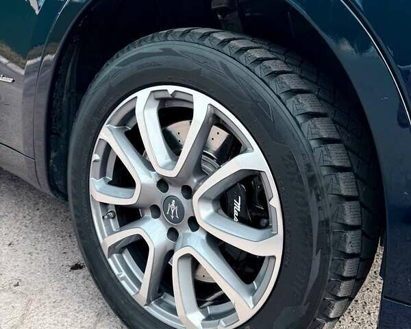 Синий Мазерати Леванте, объемом двигателя 2.99 л и пробегом 66 тыс. км за 49000 $, фото 16 на Automoto.ua