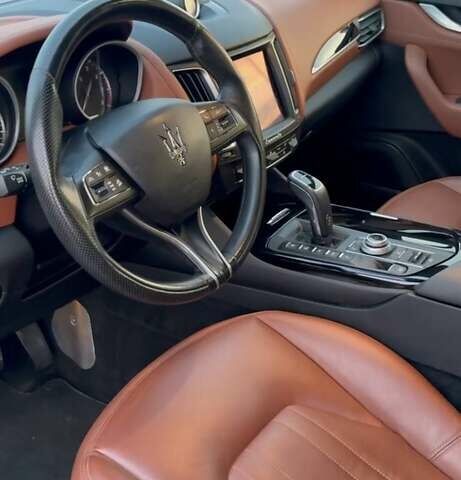 Синій Мазераті Леванте, об'ємом двигуна 2.98 л та пробігом 38 тис. км за 45000 $, фото 8 на Automoto.ua