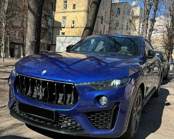 Синий Мазерати Леванте, объемом двигателя 2.98 л и пробегом 63 тыс. км за 61500 $, фото 1 на Automoto.ua