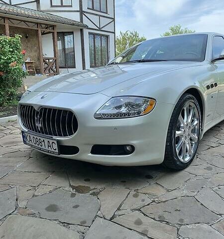 Білий Мазераті Quattroporte, об'ємом двигуна 4.7 л та пробігом 80 тис. км за 30500 $, фото 7 на Automoto.ua