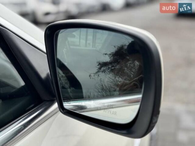 Белый Мазерати Кватропорте, объемом двигателя 2.98 л и пробегом 62 тыс. км за 29990 $, фото 21 на Automoto.ua