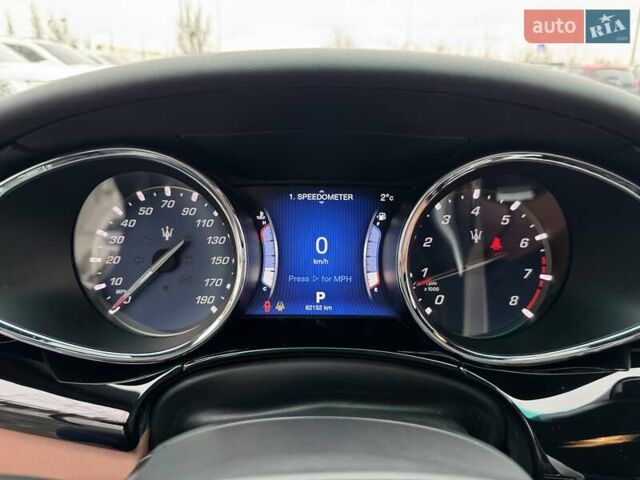 Белый Мазерати Кватропорте, объемом двигателя 2.98 л и пробегом 62 тыс. км за 29990 $, фото 43 на Automoto.ua