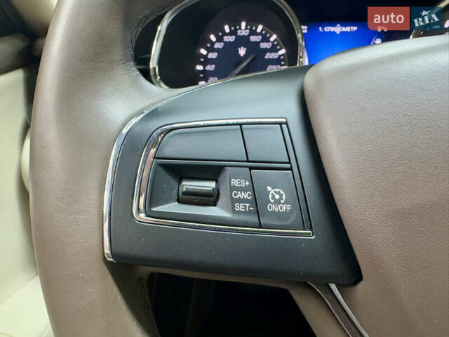 Бежевый Мазерати Кватропорте, объемом двигателя 2.98 л и пробегом 151 тыс. км за 30000 $, фото 61 на Automoto.ua