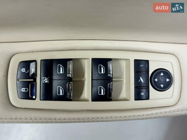 Бежевый Мазерати Кватропорте, объемом двигателя 2.98 л и пробегом 151 тыс. км за 30000 $, фото 46 на Automoto.ua