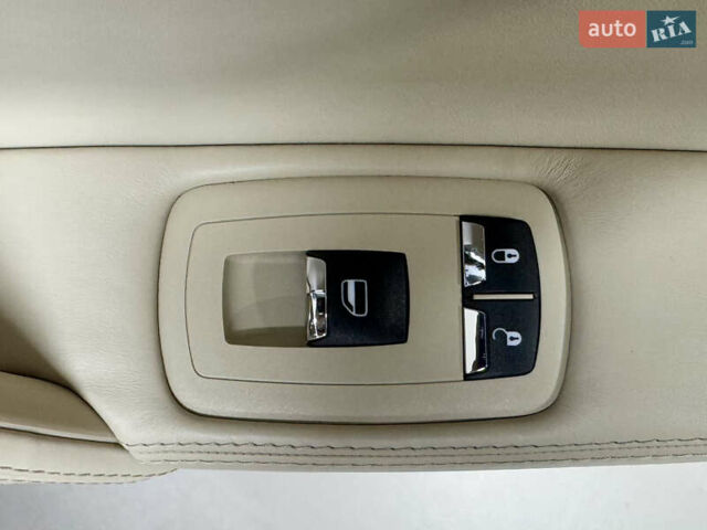 Бежевый Мазерати Кватропорте, объемом двигателя 2.98 л и пробегом 151 тыс. км за 30000 $, фото 53 на Automoto.ua