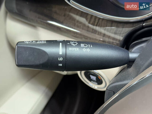 Бежевый Мазерати Кватропорте, объемом двигателя 2.98 л и пробегом 151 тыс. км за 30000 $, фото 62 на Automoto.ua