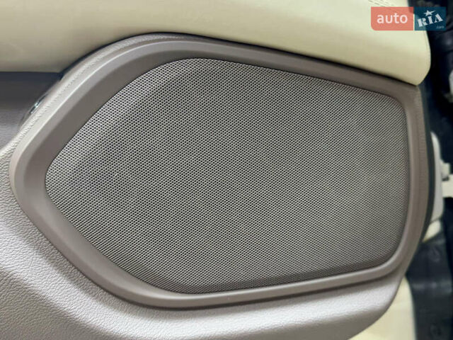 Бежевый Мазерати Кватропорте, объемом двигателя 2.98 л и пробегом 151 тыс. км за 30000 $, фото 56 на Automoto.ua