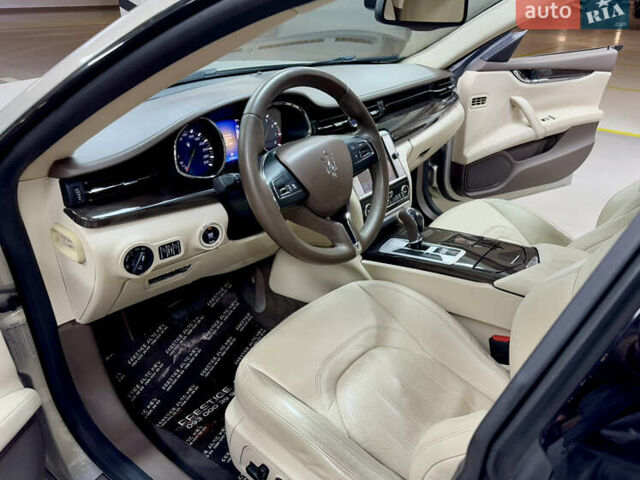 Бежевый Мазерати Кватропорте, объемом двигателя 2.98 л и пробегом 151 тыс. км за 30000 $, фото 37 на Automoto.ua