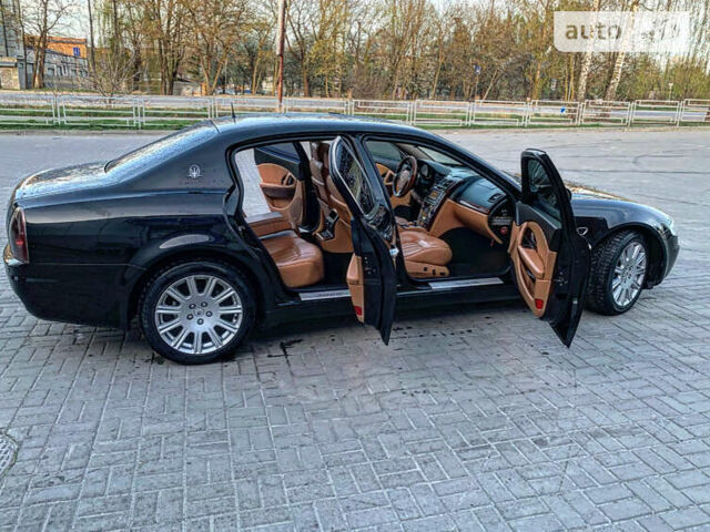 Чорний Мазераті Quattroporte, об'ємом двигуна 4.2 л та пробігом 52 тис. км за 17777 $, фото 6 на Automoto.ua