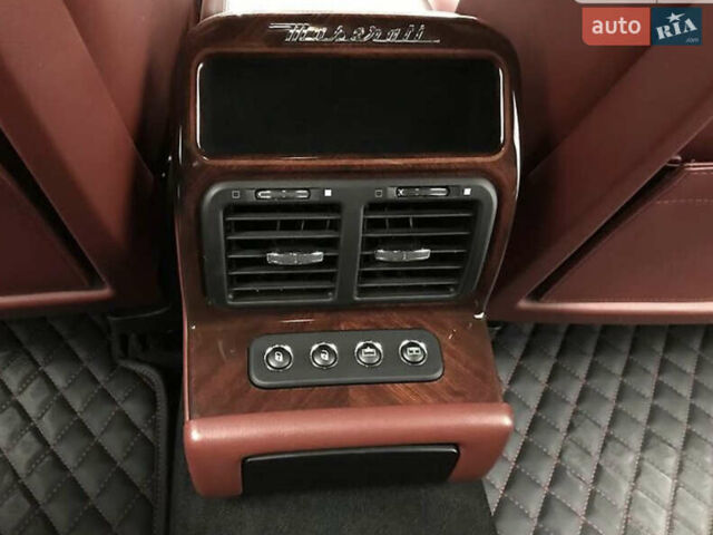 Черный Мазерати Кватропорте, объемом двигателя 4.24 л и пробегом 88 тыс. км за 13300 $, фото 11 на Automoto.ua