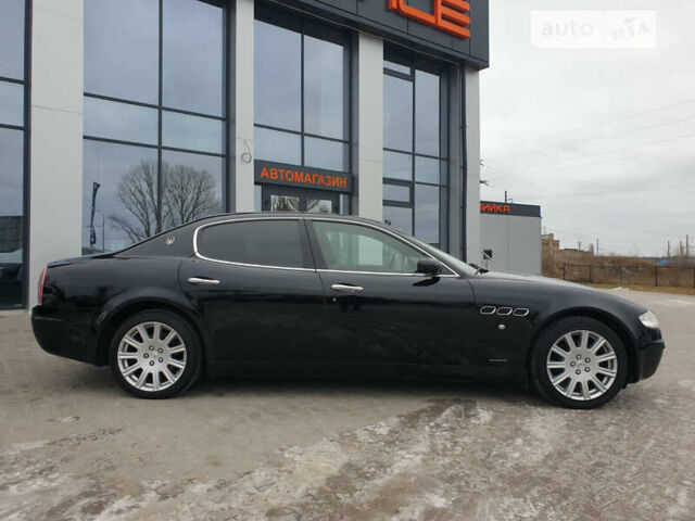 Чорний Мазераті Quattroporte, об'ємом двигуна 4.24 л та пробігом 62 тис. км за 11999 $, фото 6 на Automoto.ua